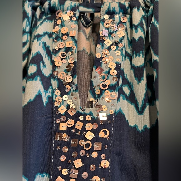 INC size L - Picture 2 of 3